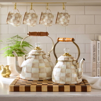 Smaltovaná konvice na čaj Mackenzie-Childs 2,83L - Mocha Check