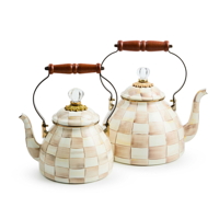 Smaltovaná konvice na čaj Mackenzie-Childs 2,83L - Mocha Check