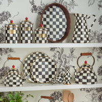 COURTLY CHECK smaltovaný talíř 25.4cm - Mackenzie-Childs