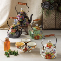 Luxusní černá smaltovaná konvice na čaj Mackenzie-Childs 2,83L - FLOWER MARKET Black KOLEKCE