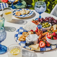 Luxusní modrý servírovací tác ROYAL CHECK by Mackenzie-Childs