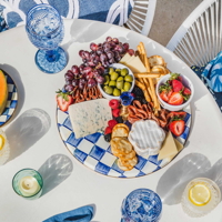 Luxusní modrý servírovací tác ROYAL CHECK by Mackenzie-Childs