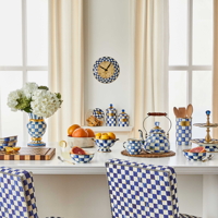ROYAL CHECK luxusní modrý servírovací tác dvoupatrový Mackenzie Childs