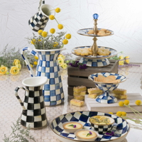 ROYAL CHECK luxusní modrý servírovací tác dvoupatrový Mackenzie Childs
