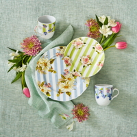 WILDFLOWERS zelený porcelánový servírovací talíř 19cm - Mackenzie-Childs