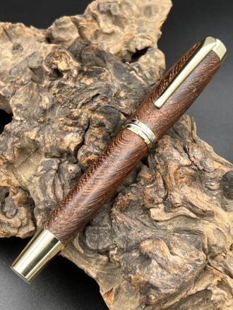 Dřevěné plnící pero panga panga zlaté